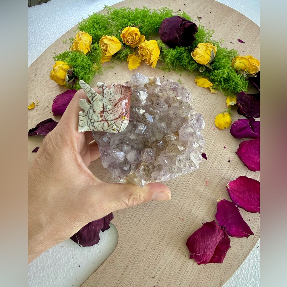 Stingray on Amethyst Cupcake